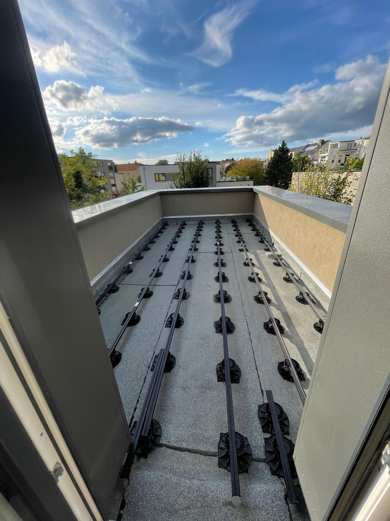 91qm 2,5 Zimmer Altbau Dachgeschosswohnung mit grosser Dachterrasse zu vermieten 91qm 2,5 Zimmer Altbau Dachgeschosswohnung mit grosser Dachterrasse zu vermieten